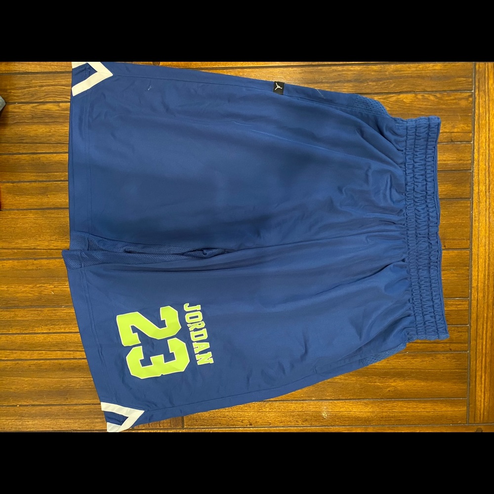 Basketball shorts